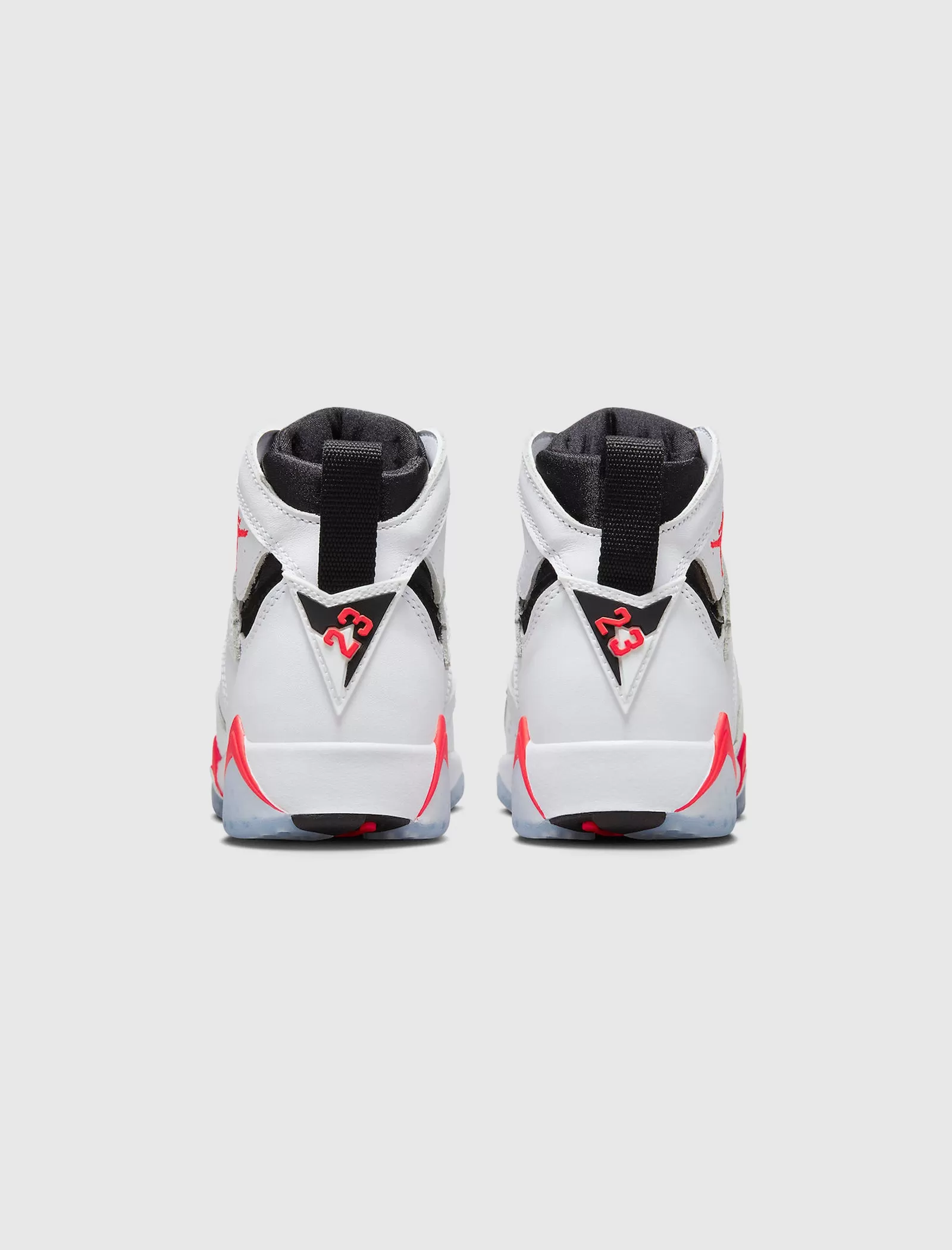 AIR JORDAN 7 RETRO "WHITE INFRARED"