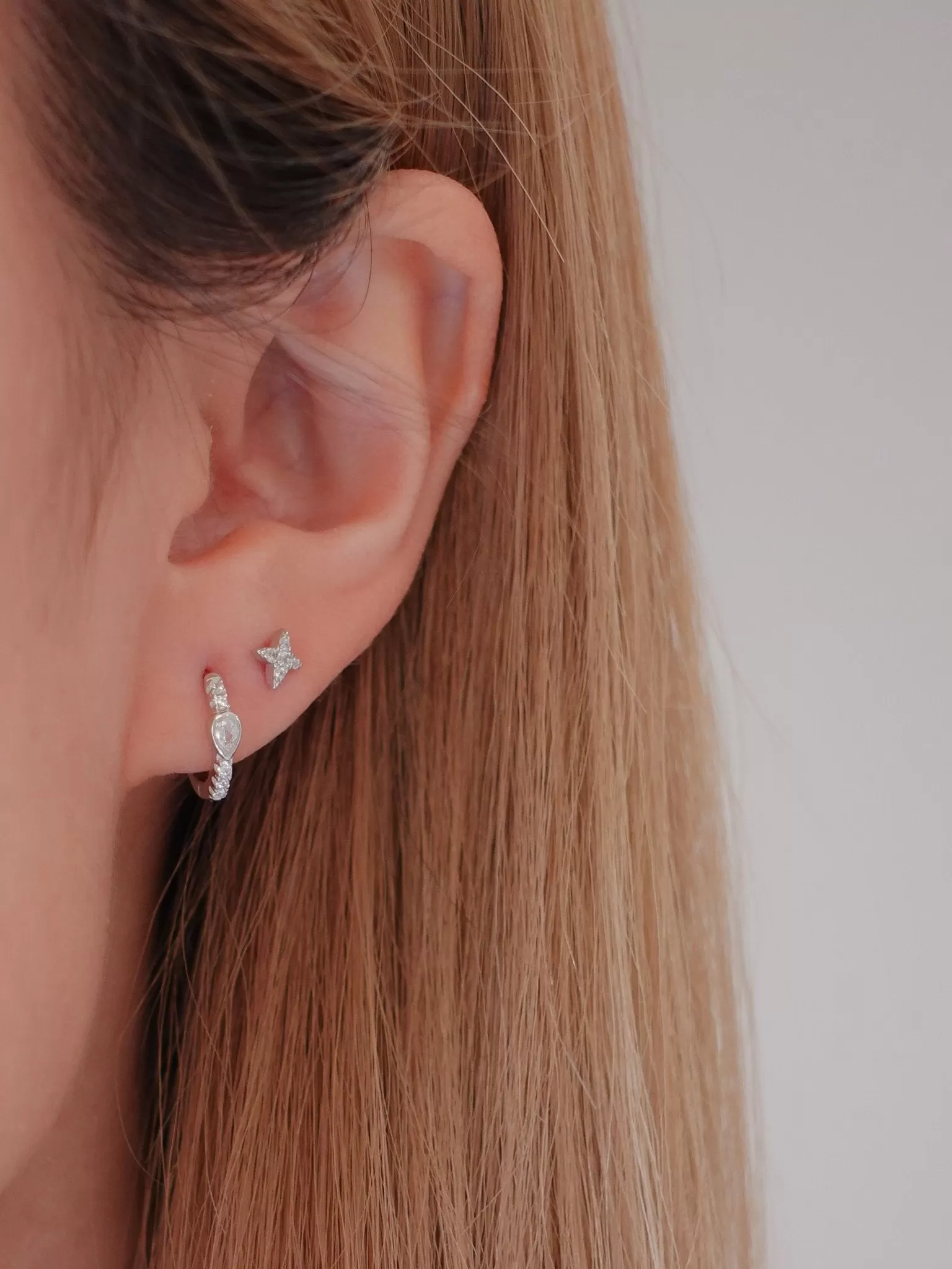 Clear Gem Estrella Studs in Silver