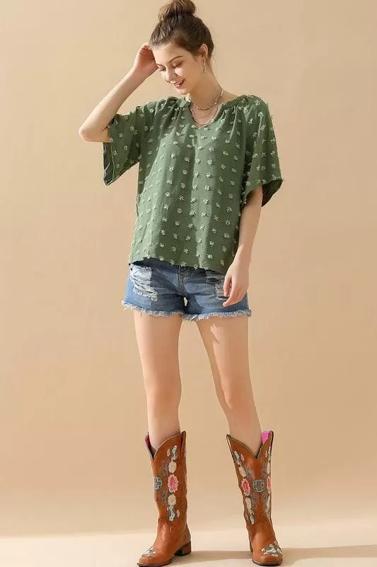 V NECK DOT DETAILED SHORT SLEEVE TOP