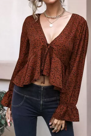 WOMEN ANIMAL PRINTING SEXY V NECK CROP BLOUSE
100% POLYESTER
SIZE S-M-L
MADE IN CHINA